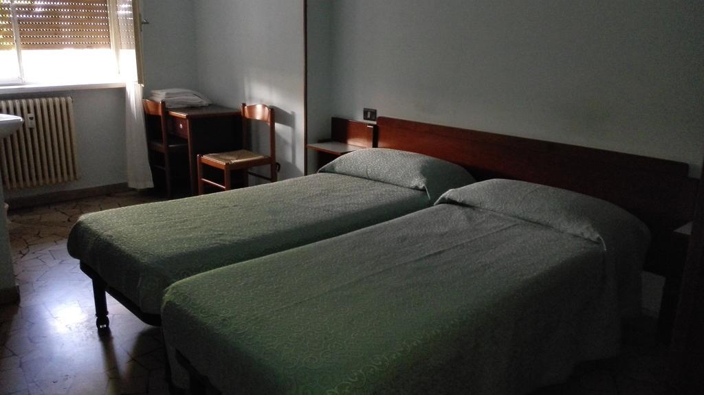Hotel Mira Varese Cameră foto